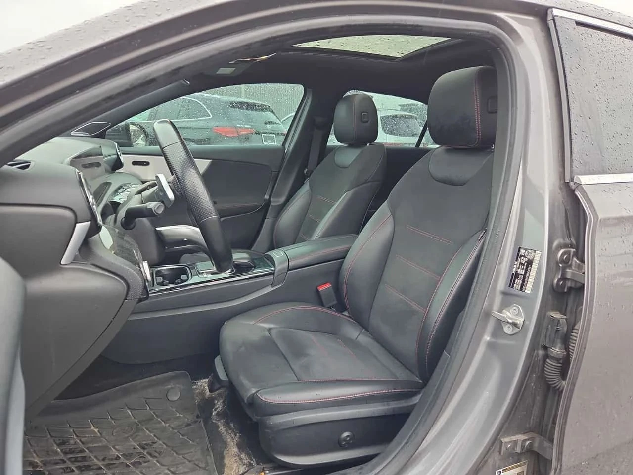Mercedes-Benz A 220, снимка 14 - Автомобили и джипове - 56688187