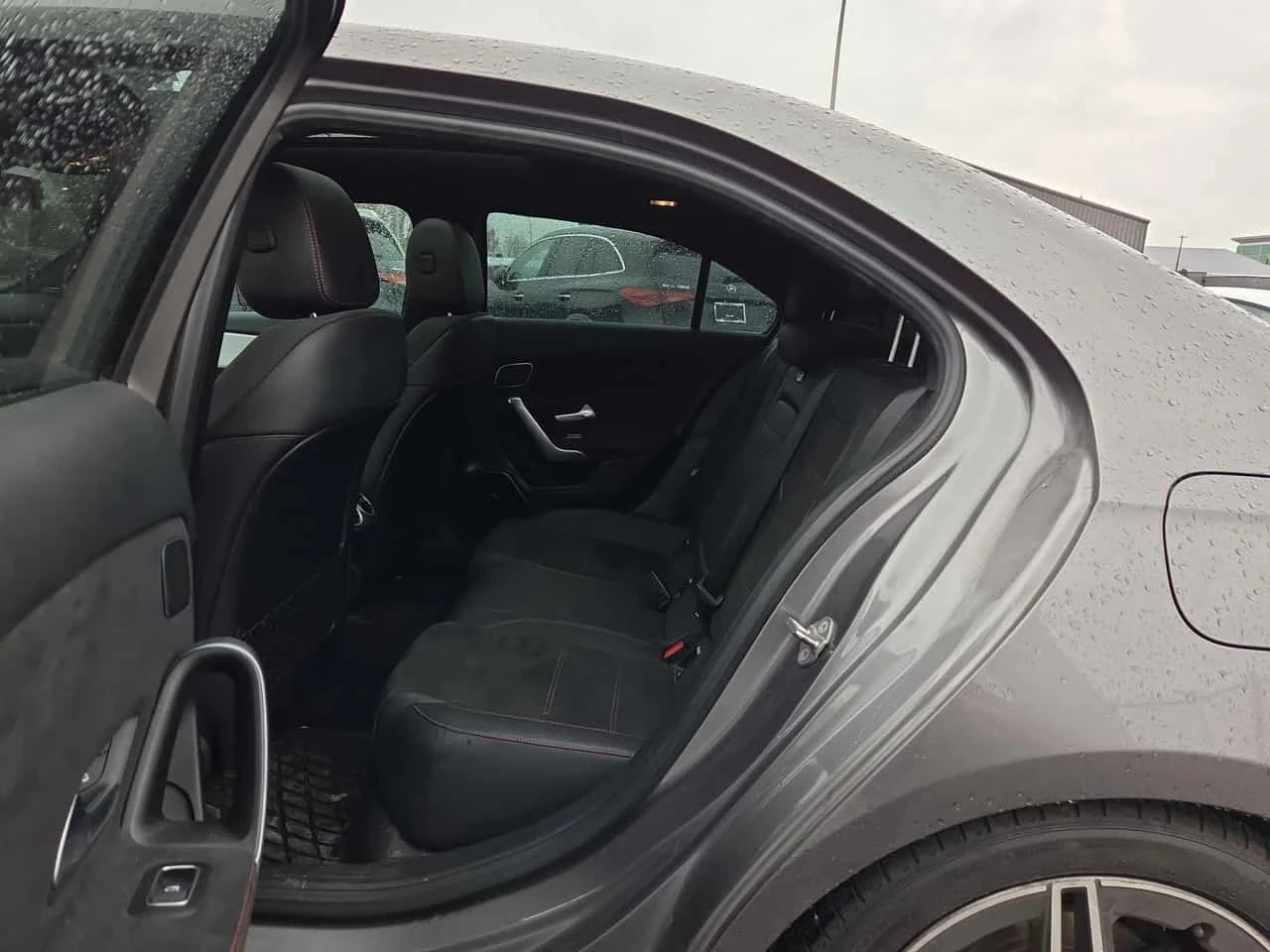 Mercedes-Benz A 220, снимка 15 - Автомобили и джипове - 56688187