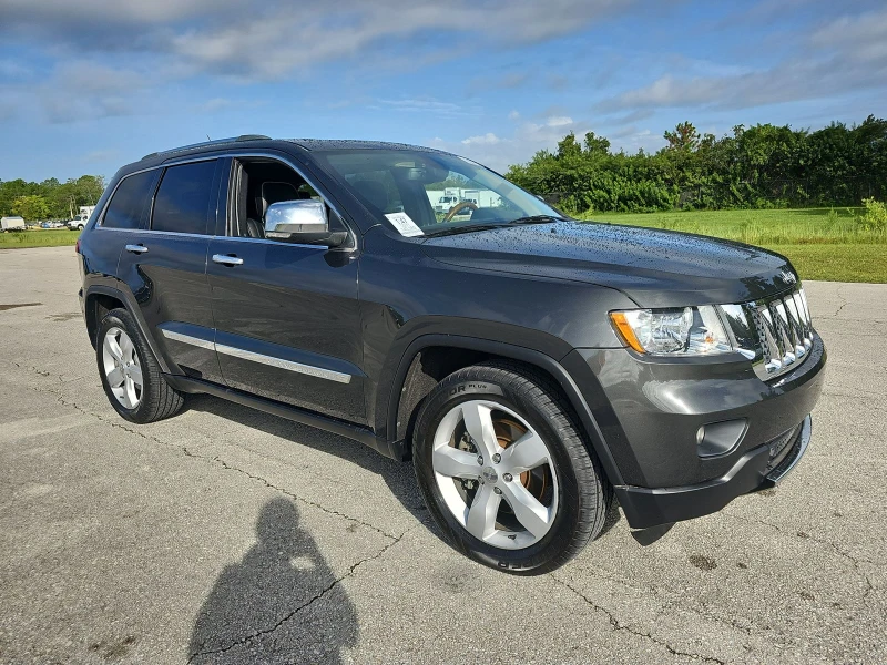 Jeep Grand cherokee 5.7 Overland, снимка 1 - Автомобили и джипове - 47633666