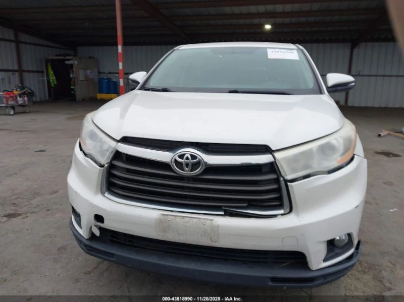 Toyota Highlander 3.5L V-6 DOHC, VVT, 270HP All Wheel Drive, снимка 4 - Автомобили и джипове - 53042585