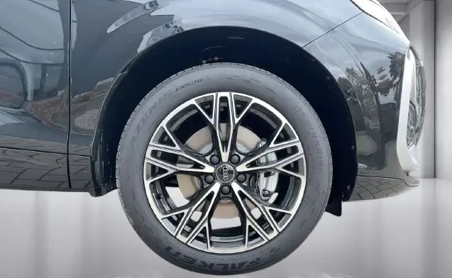 Audi Q3 e-hybrid = S-line = Tech Plus Гаранция, снимка 6 - Автомобили и джипове - 55477175