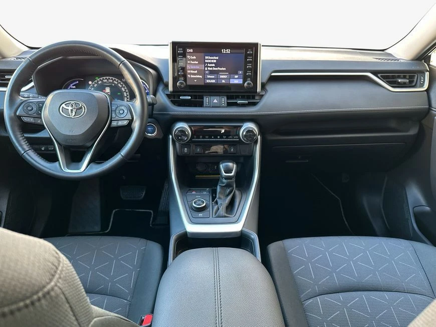 Toyota Rav4 * 2.5* 4X4* ТЕАМ D* HYBRID* NAVI* CARPLAY* LED* CA - изображение 9