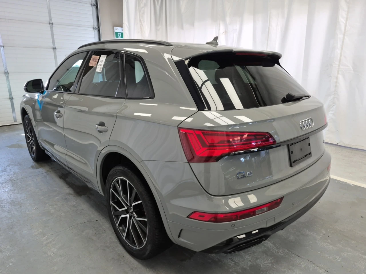 Audi Q5 * CARFAX * АВТО КРЕДИТ * ЦЕНА ДО БГ! - изображение 4