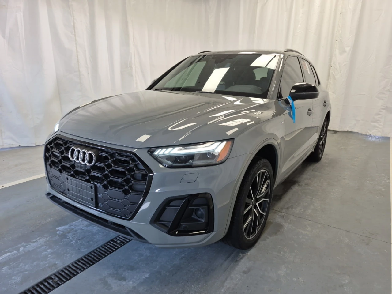 Audi Q5 * CARFAX * АВТО КРЕДИТ * ЦЕНА ДО БГ! - изображение 3