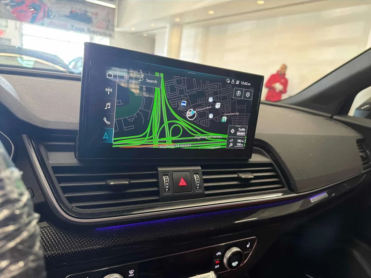 Audi SQ5 * Technik * ХЕД ЪП* 21 * BLACK OPTICS, снимка 9 - Автомобили и джипове - 54129374