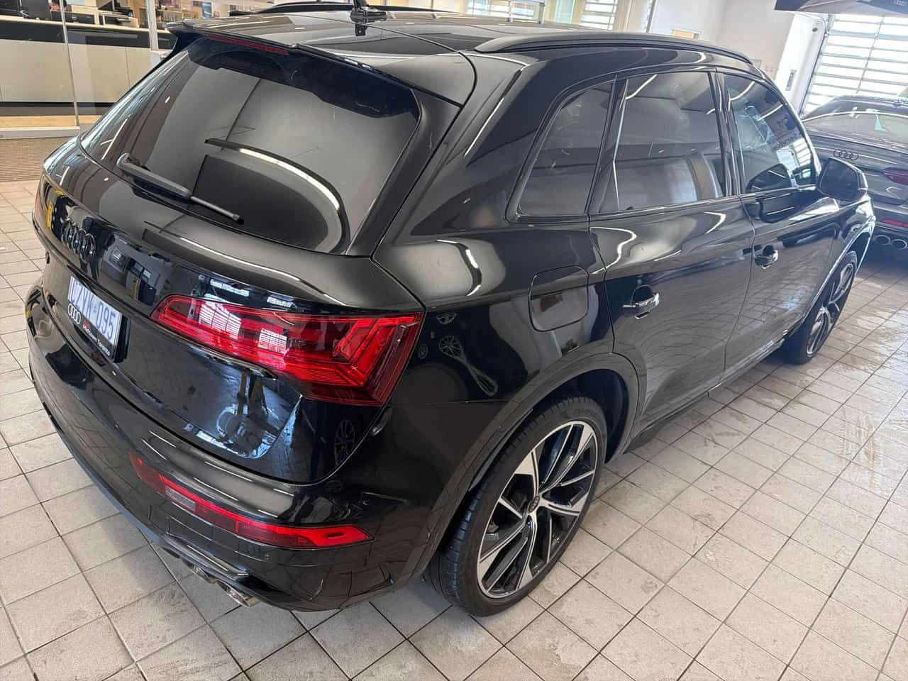Audi SQ5 * Technik * ХЕД ЪП* 21 * BLACK OPTICS, снимка 3 - Автомобили и джипове - 54129374