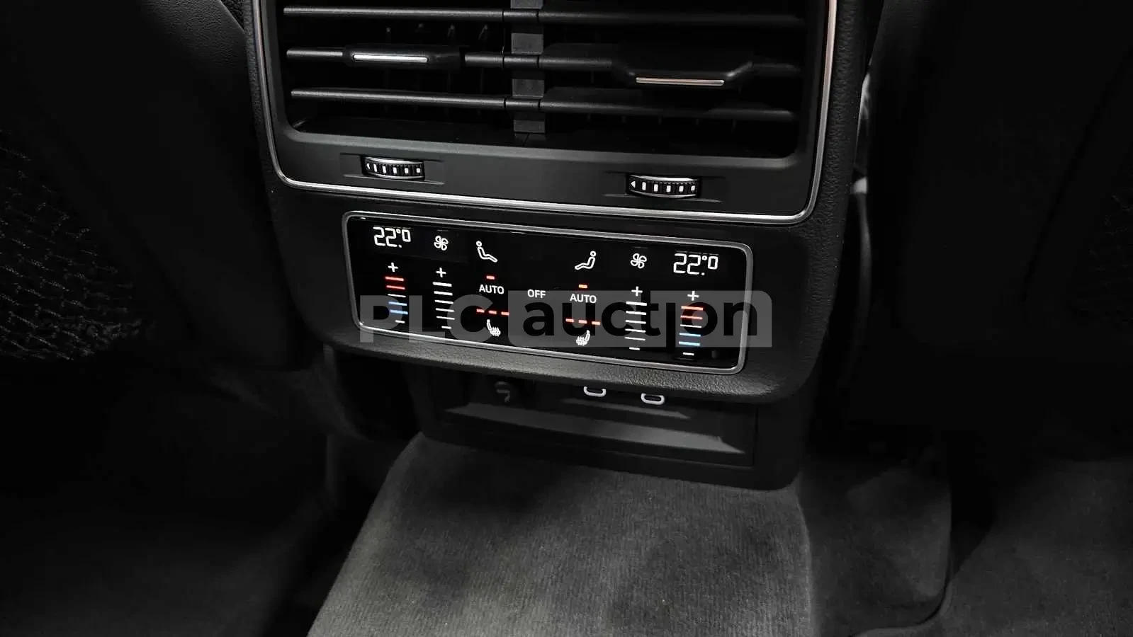 Audi Q8 45TDI QUATTRO| PANO| 360CAM| ОБДУХ| вкл.ТЕХНОТЕСТ, снимка 15 - Автомобили и джипове - 54593838