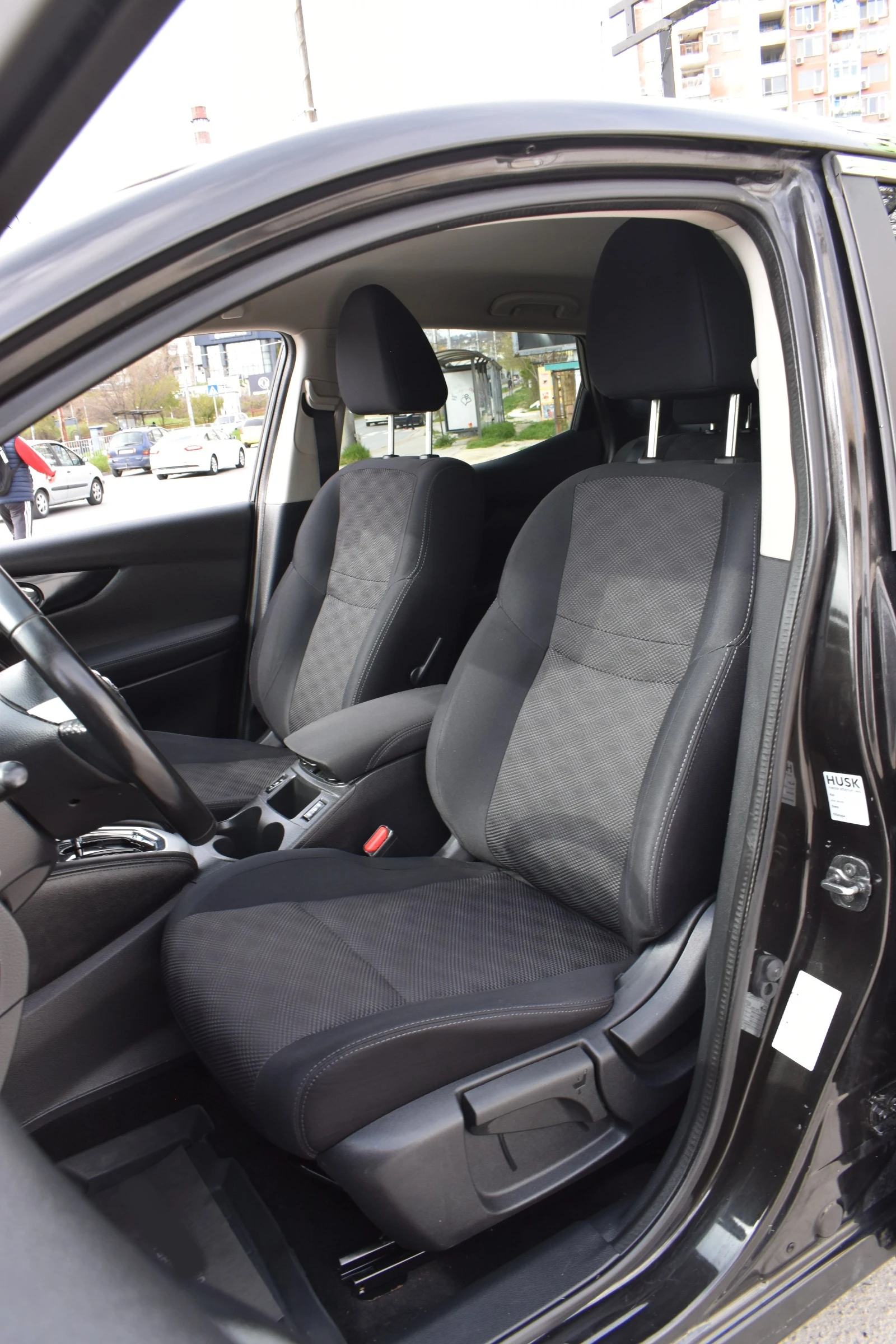Nissan Qashqai 360CAM* DISSTRONIC* LINE-ASSISt, снимка 9 - Автомобили и джипове - 54846694