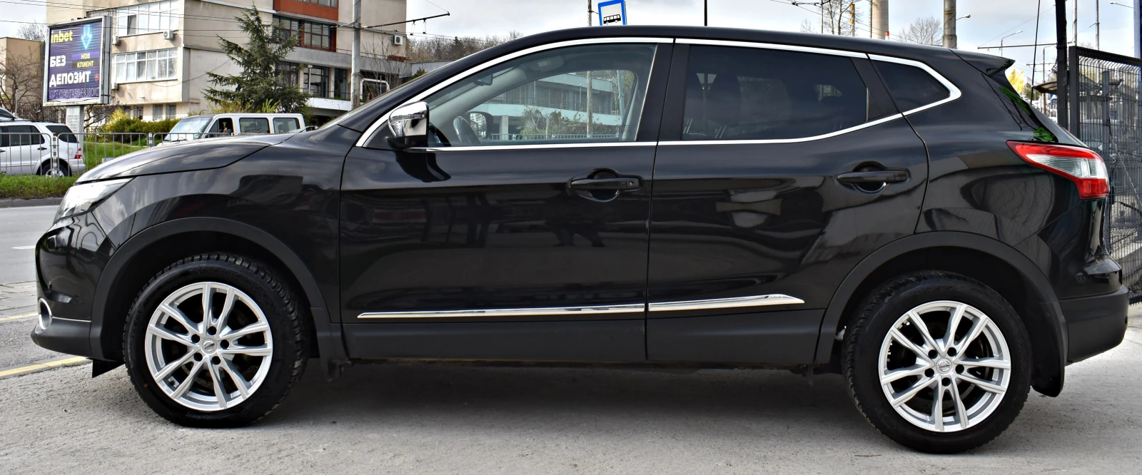 Nissan Qashqai 360CAM* DISSTRONIC* LINE-ASSISt, снимка 4 - Автомобили и джипове - 54846694
