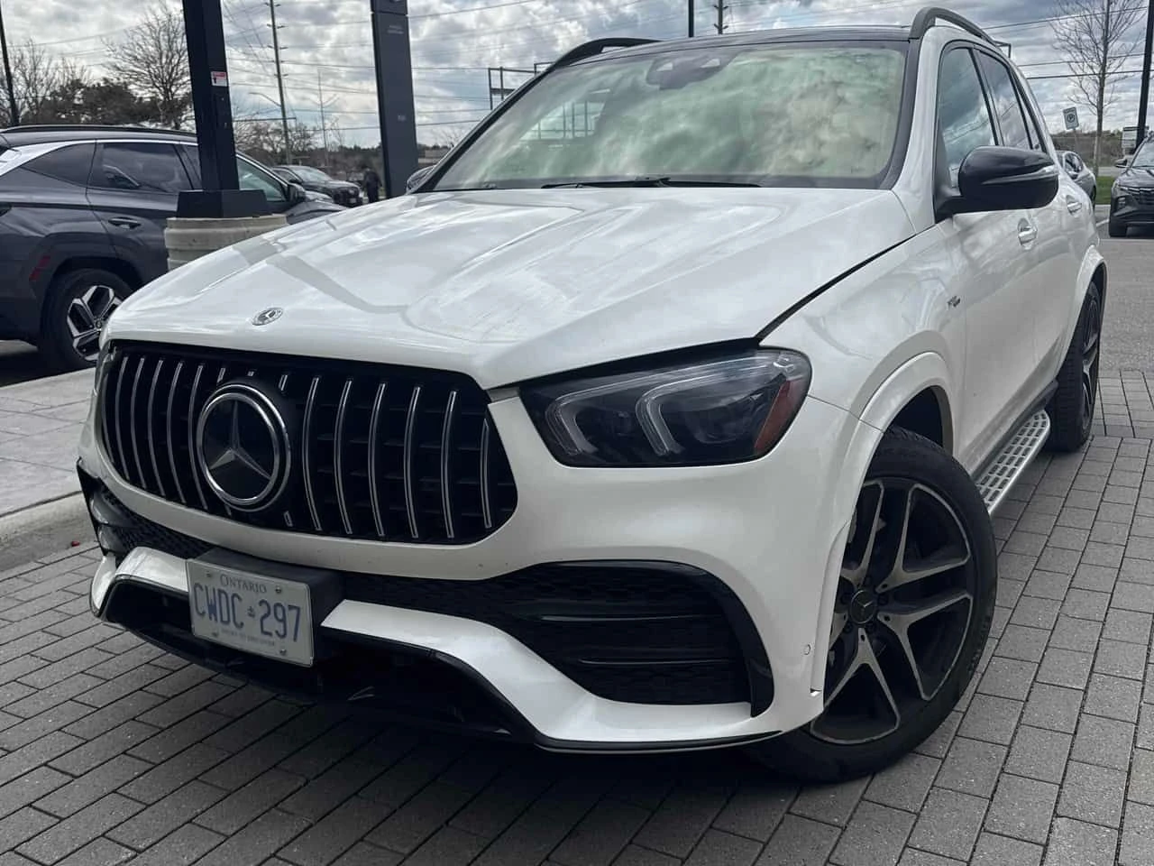 Mercedes-Benz GLE 53 4MATIC * AMG * ДИСТРОНИК * ОБДУХВАНЕ * 2 КЛЮЧА * ПАНО, снимка 11 - Автомобили и джипове - 54884710