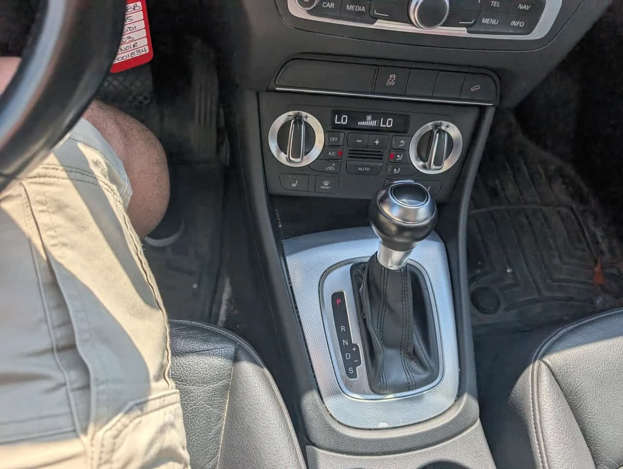 Audi Q3 QUATTRO * S LINE* LED* ПОДГРЕВ* ПАНОРАМА* , снимка 10 - Автомобили и джипове - 54939771
