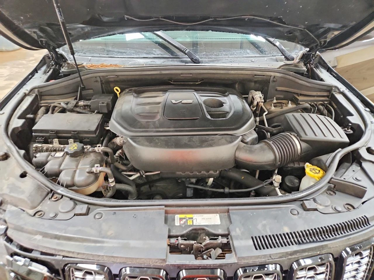 Jeep Grand cherokee 3.6l Laredo, снимка 12 - Автомобили и джипове - 55106532