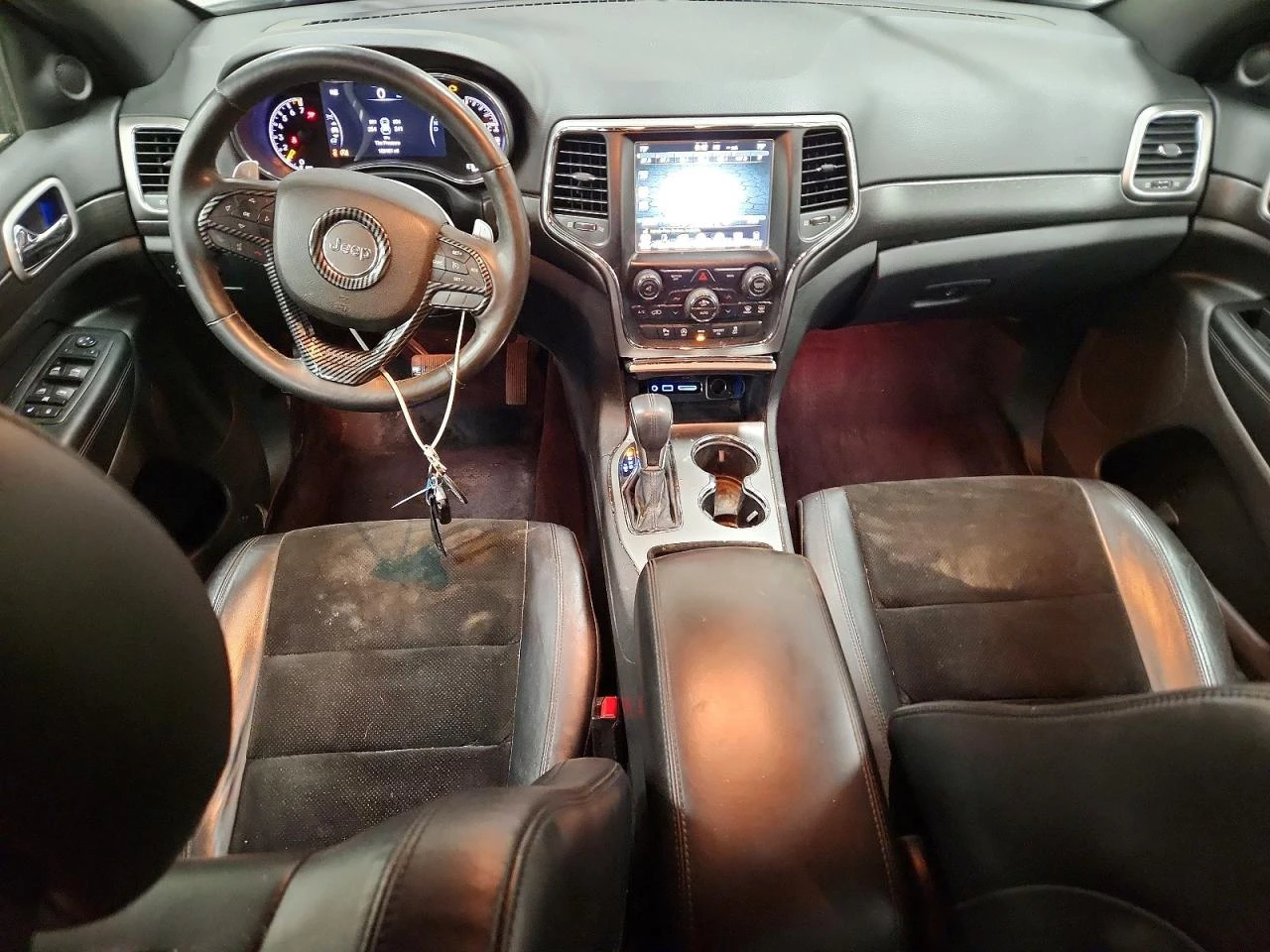 Jeep Grand cherokee 3.6l Laredo, снимка 8 - Автомобили и джипове - 55106532