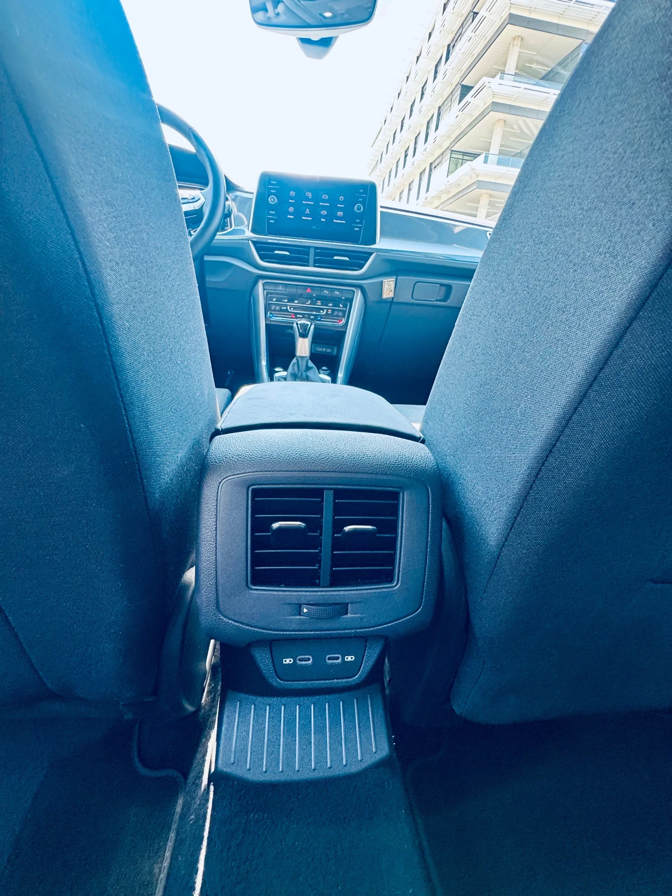 VW T-Roc Style 1.5 l TSI GPF, снимка 6 - Автомобили и джипове - 56019651