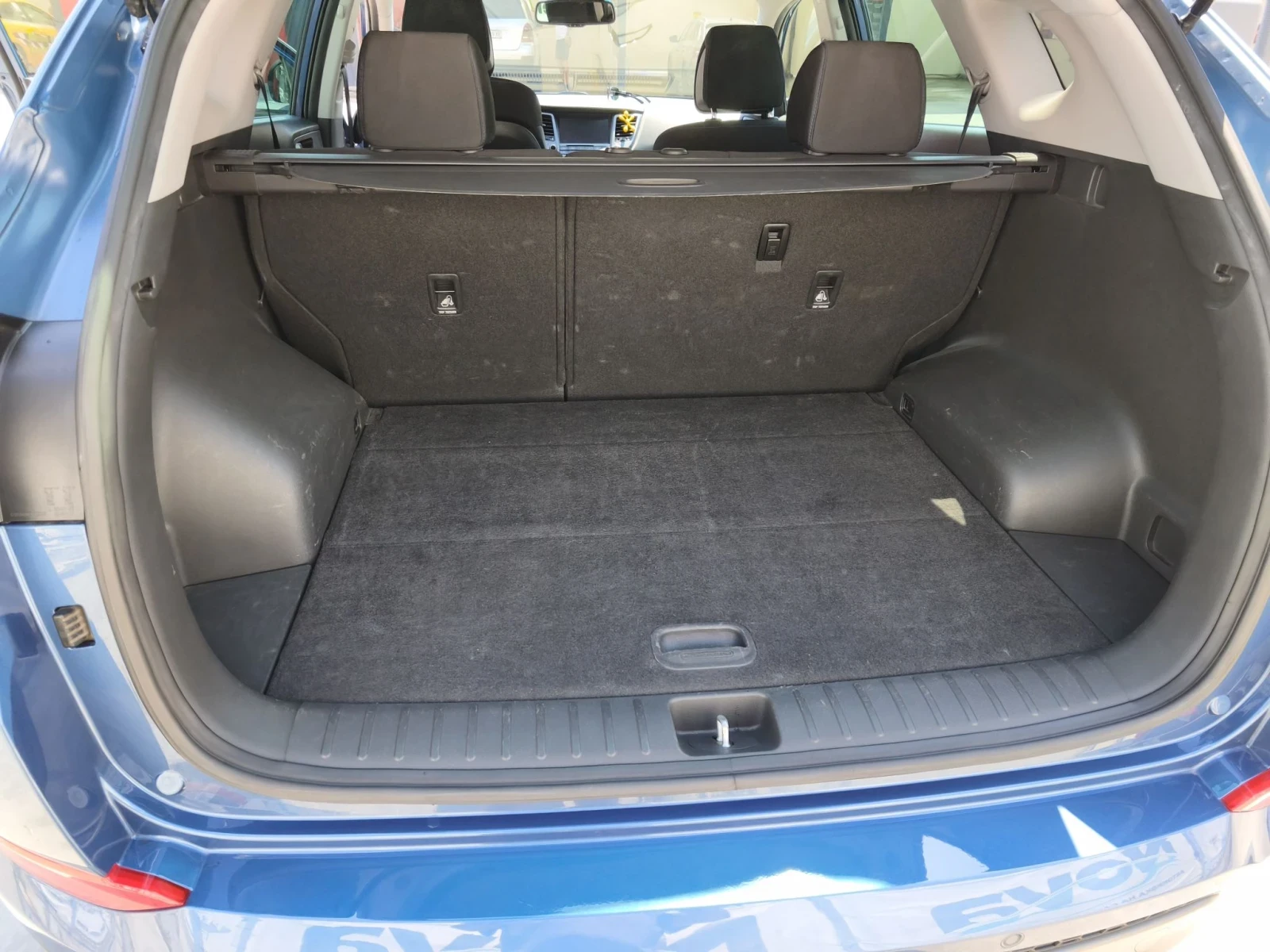 Hyundai Tucson 2 TDI, снимка 4 - Автомобили и джипове - 56336800