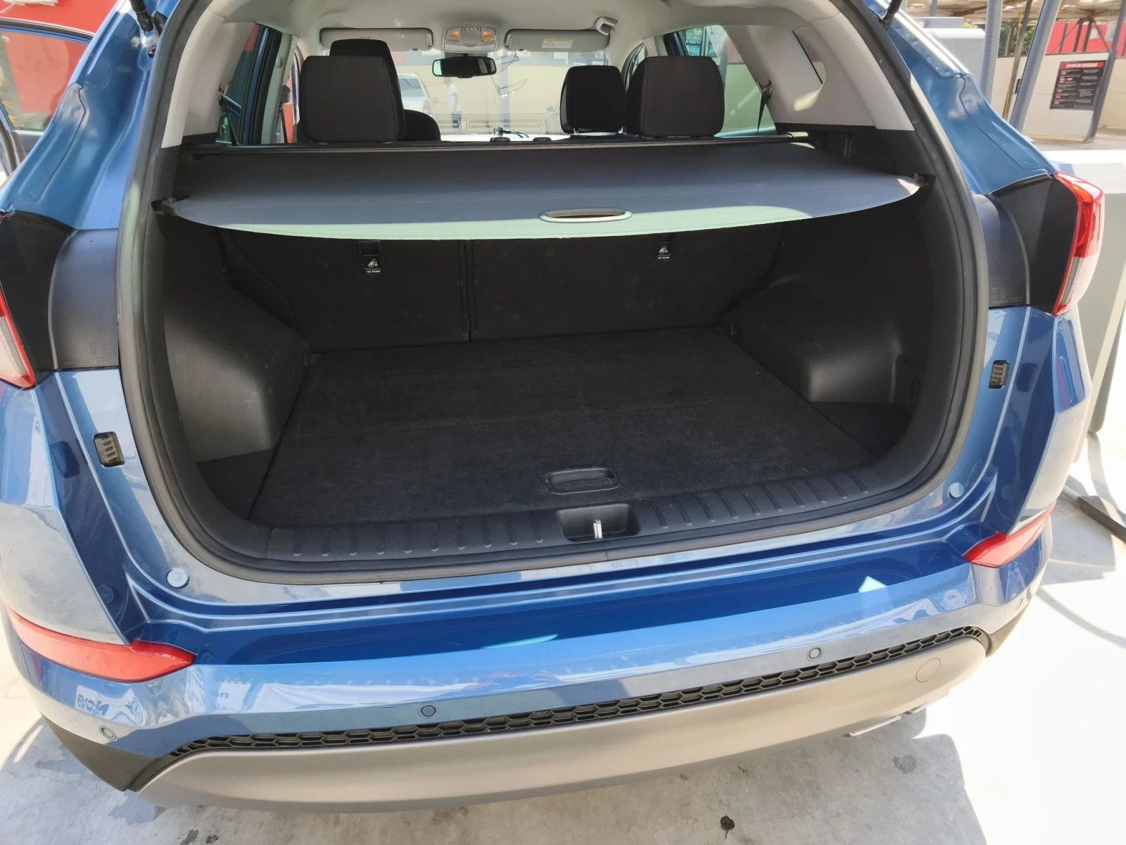 Hyundai Tucson 2 TDI, снимка 5 - Автомобили и джипове - 56336800