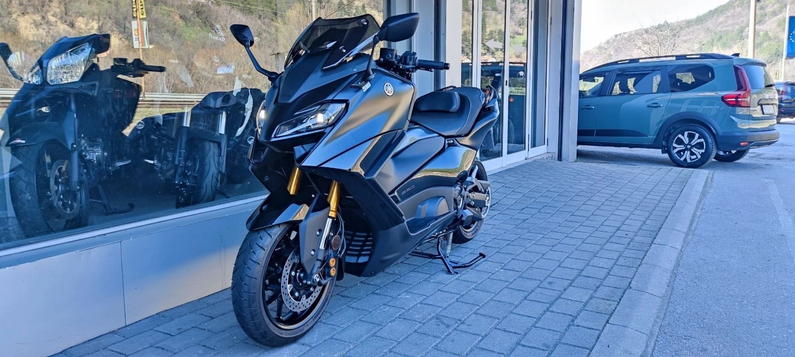 Yamaha T-max 560-Tech-max, снимка 1