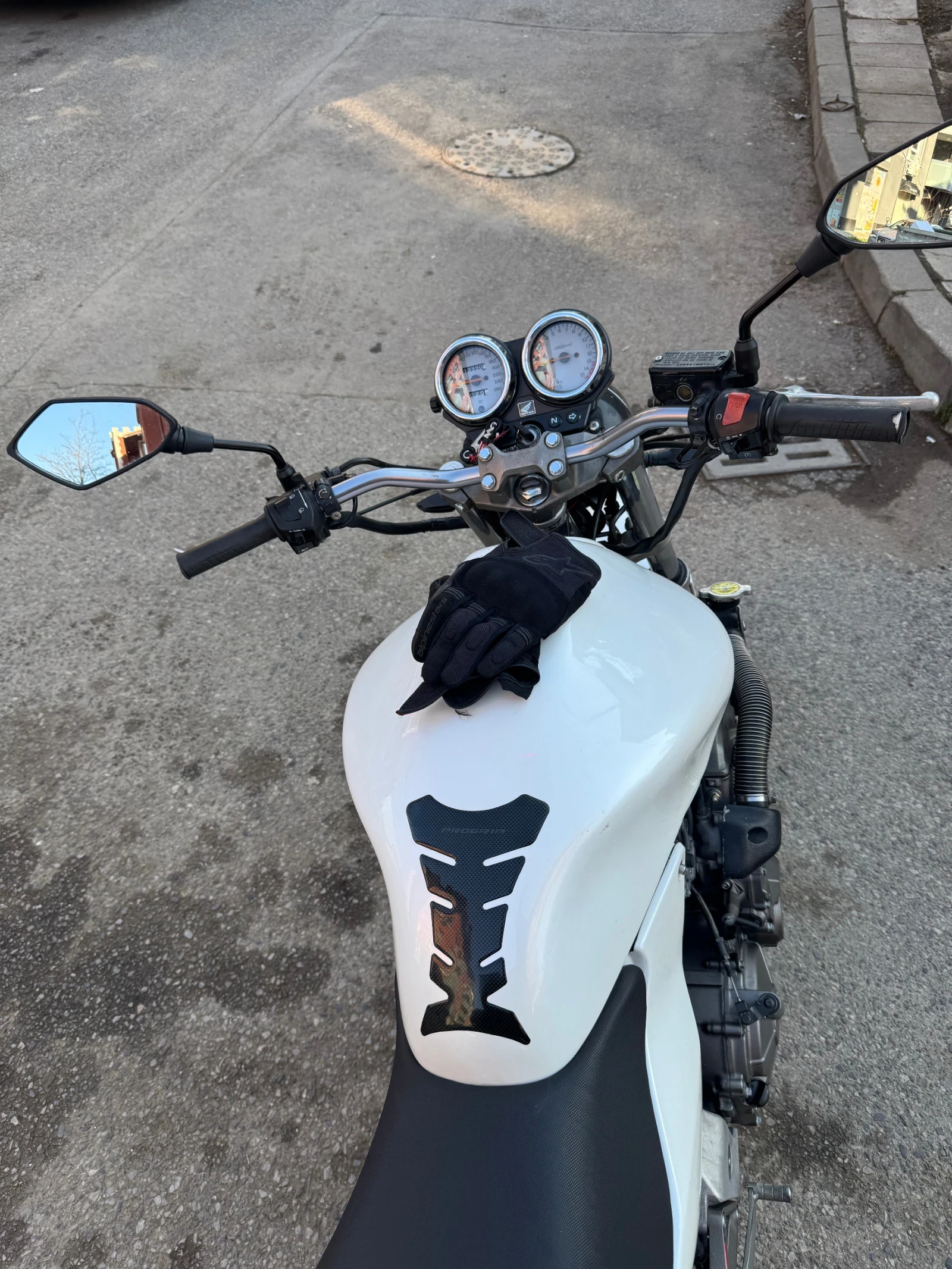 Honda Hornet 600 - изображение 8