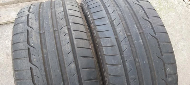 Гуми Летни 245/35R19, снимка 1 - Гуми и джанти - 32913627