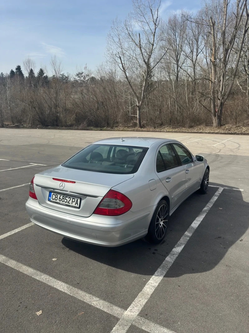 Mercedes-Benz E 280 Facelift , снимка 4 - Автомобили и джипове - 49448355