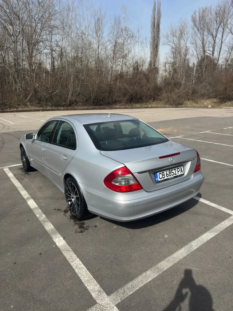 Mercedes-Benz E 280 Facelift , снимка 3 - Автомобили и джипове - 49448355