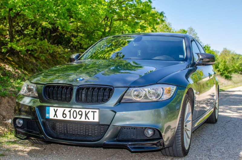 BMW 320 D Facelift M-Packet, снимка 5 - Автомобили и джипове - 45243029