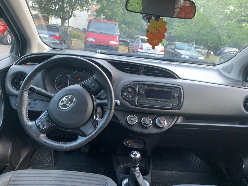 Toyota Yaris, снимка 3 - Автомобили и джипове - 46956701