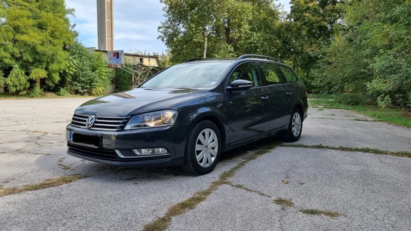 VW Passat, снимка 1 - Автомобили и джипове - 47552665