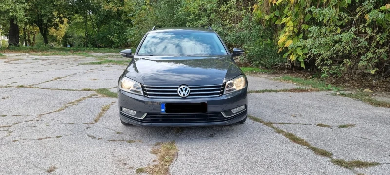 VW Passat, снимка 12 - Автомобили и джипове - 47552665