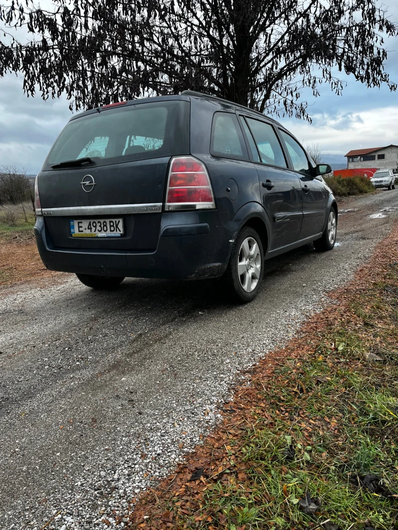 Opel Zafira, снимка 4 - Автомобили и джипове - 48072126