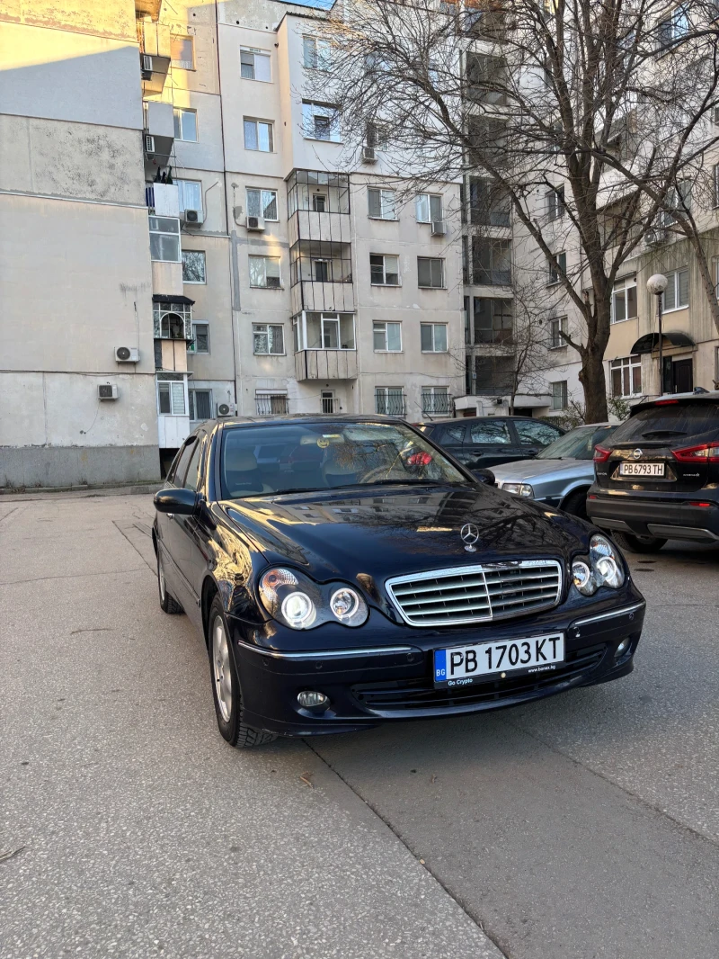 Mercedes-Benz C 220, снимка 1 - Автомобили и джипове - 48853829