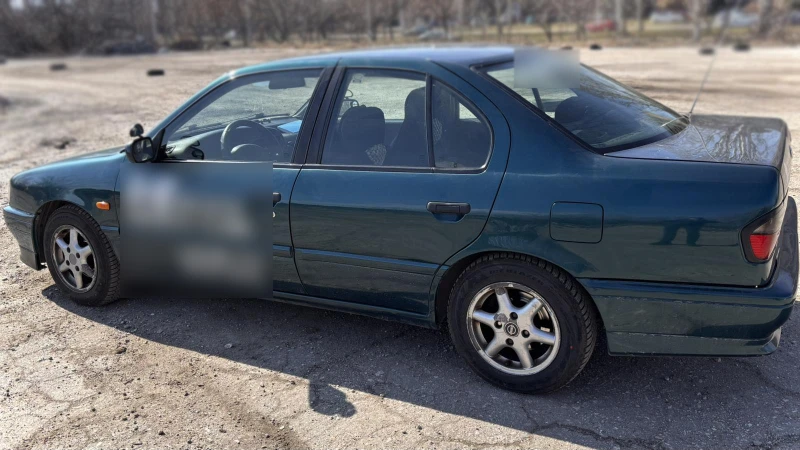 Nissan Primera, снимка 11 - Автомобили и джипове - 49274461