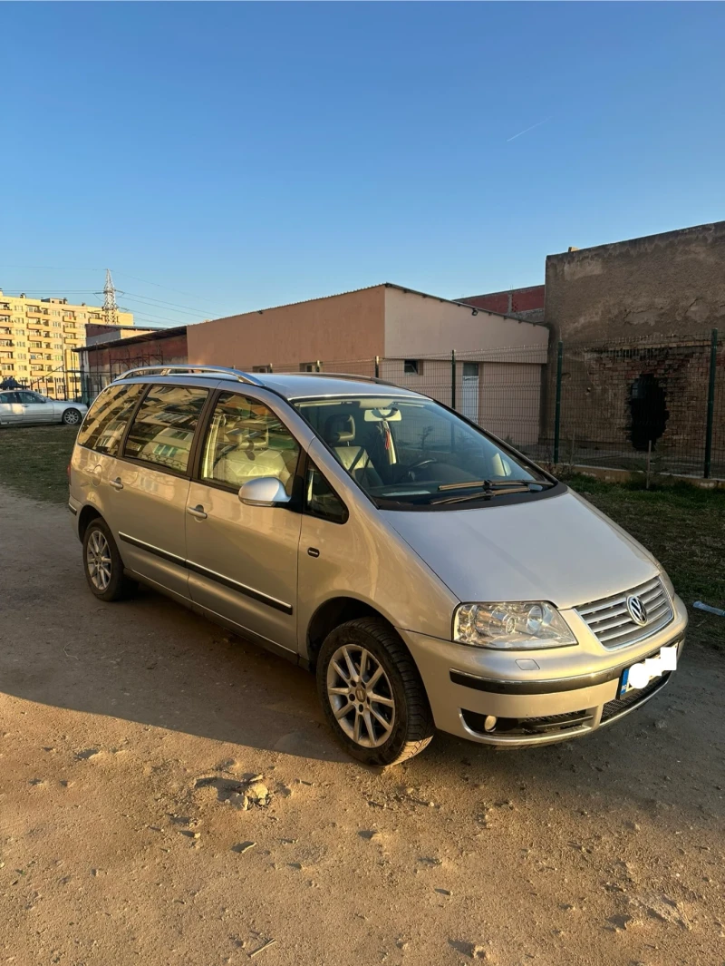 VW Sharan 1.9 TDI, снимка 5 - Автомобили и джипове - 49363460