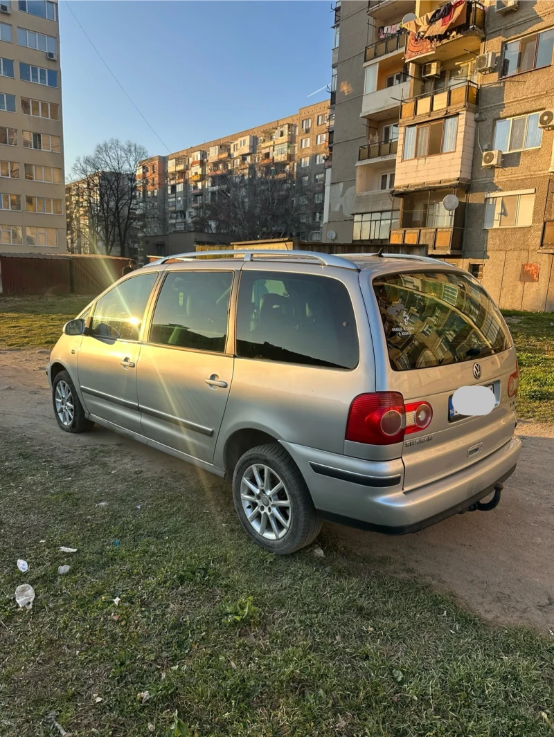 VW Sharan 1.9 TDI, снимка 3 - Автомобили и джипове - 49363460