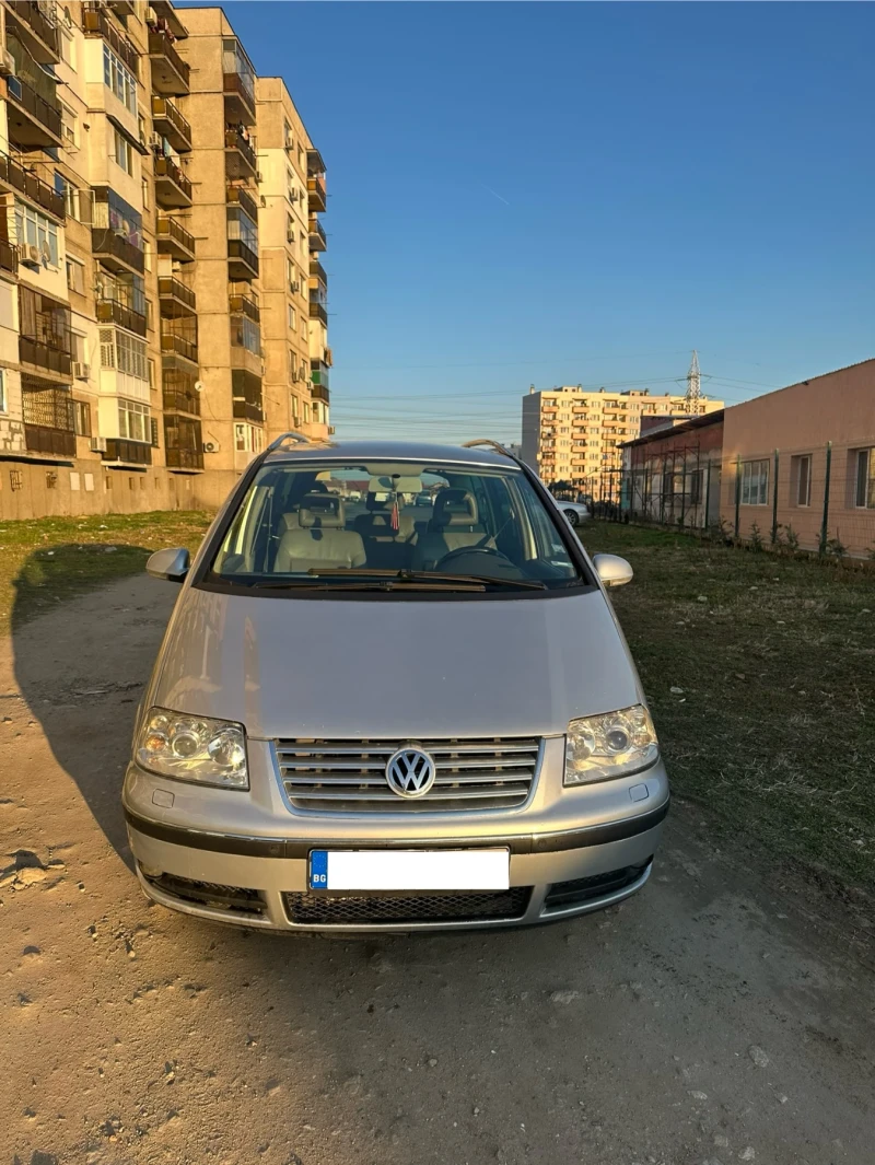 VW Sharan 1.9 TDI, снимка 1 - Автомобили и джипове - 49363460