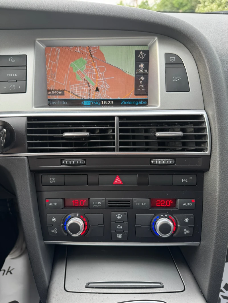 Audi A6 2.0Бензин, снимка 13 - Автомобили и джипове - 50280466