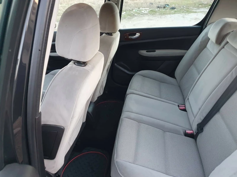 Peugeot 307 1.6 GAS, снимка 10 - Автомобили и джипове - 52931204