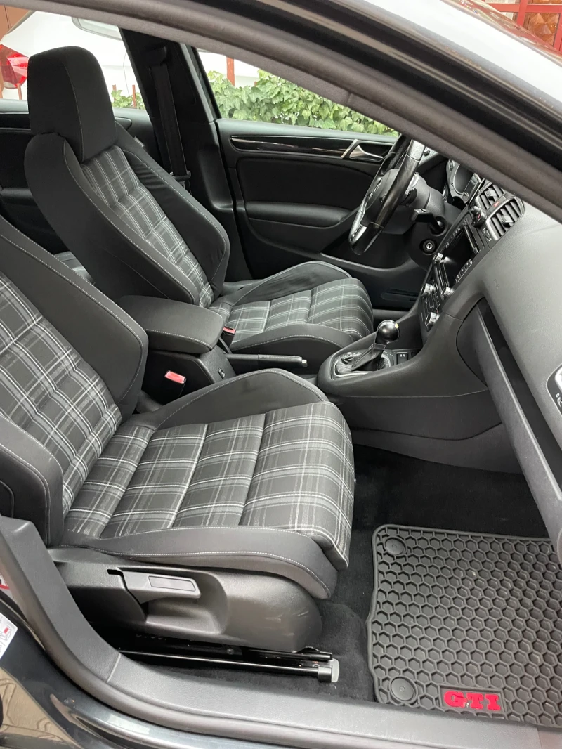 VW Golf 2.0GTD* 170kc* auto* , снимка 13 - Автомобили и джипове - 53003886