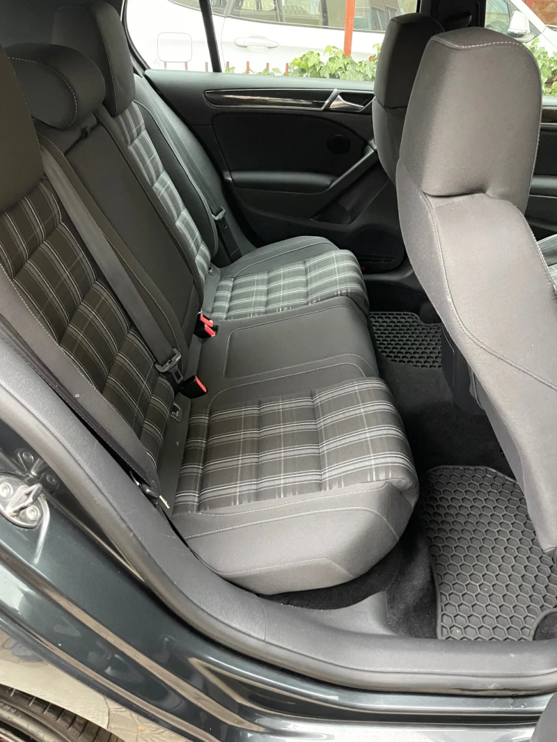 VW Golf 2.0GTD* 170kc* auto* , снимка 14 - Автомобили и джипове - 53003886