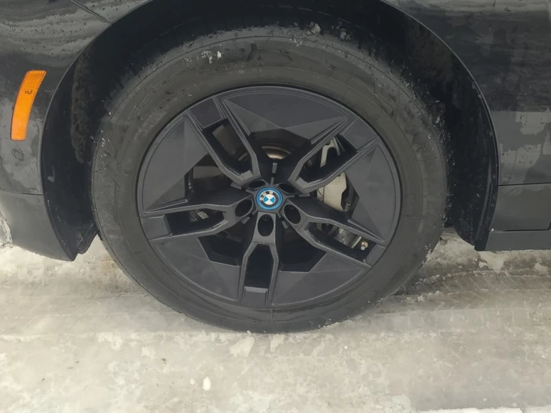 BMW iX * XDRIVE50 SPORT UTILITY 4D * CARFAX * , снимка 6 - Автомобили и джипове - 53027383