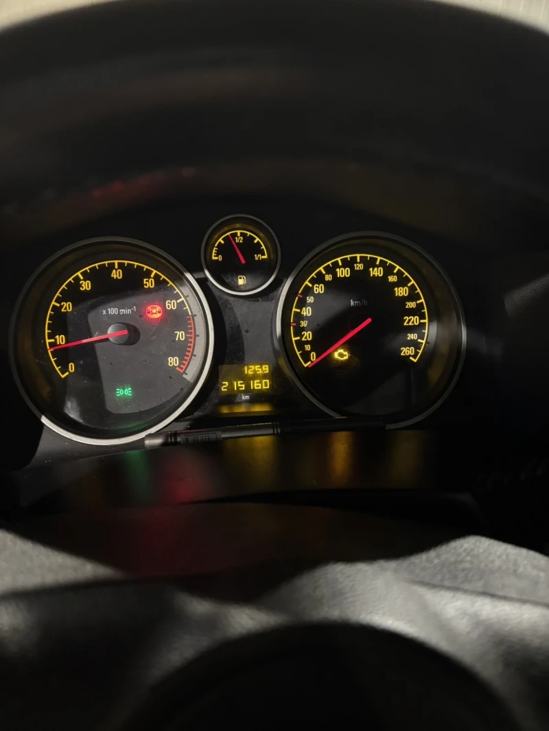 Opel Astra 1.6i, снимка 9 - Автомобили и джипове - 53078907