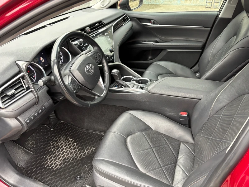 Toyota Camry Hybrid / head up / around view , снимка 11 - Автомобили и джипове - 53125473