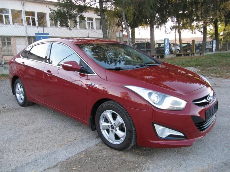 Hyundai I40, снимка 1 - Автомобили и джипове - 49456333