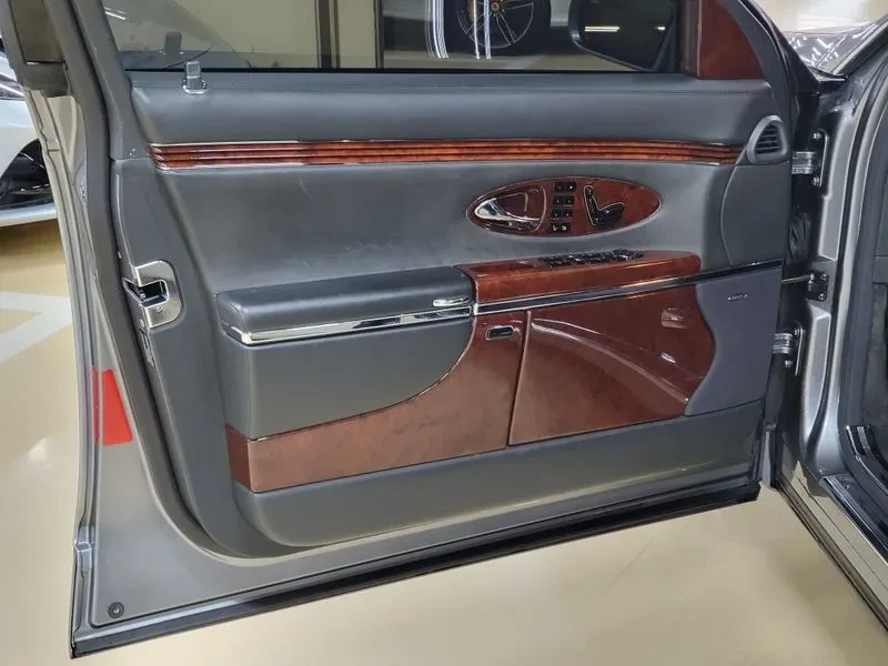 Maybach 57 5.5 V12 1St Generation, снимка 9 - Автомобили и джипове - 56497947