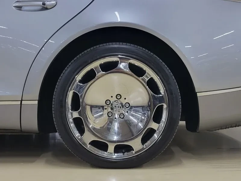 Maybach 57 5.5 V12 1St Generation, снимка 5 - Автомобили и джипове - 56497947