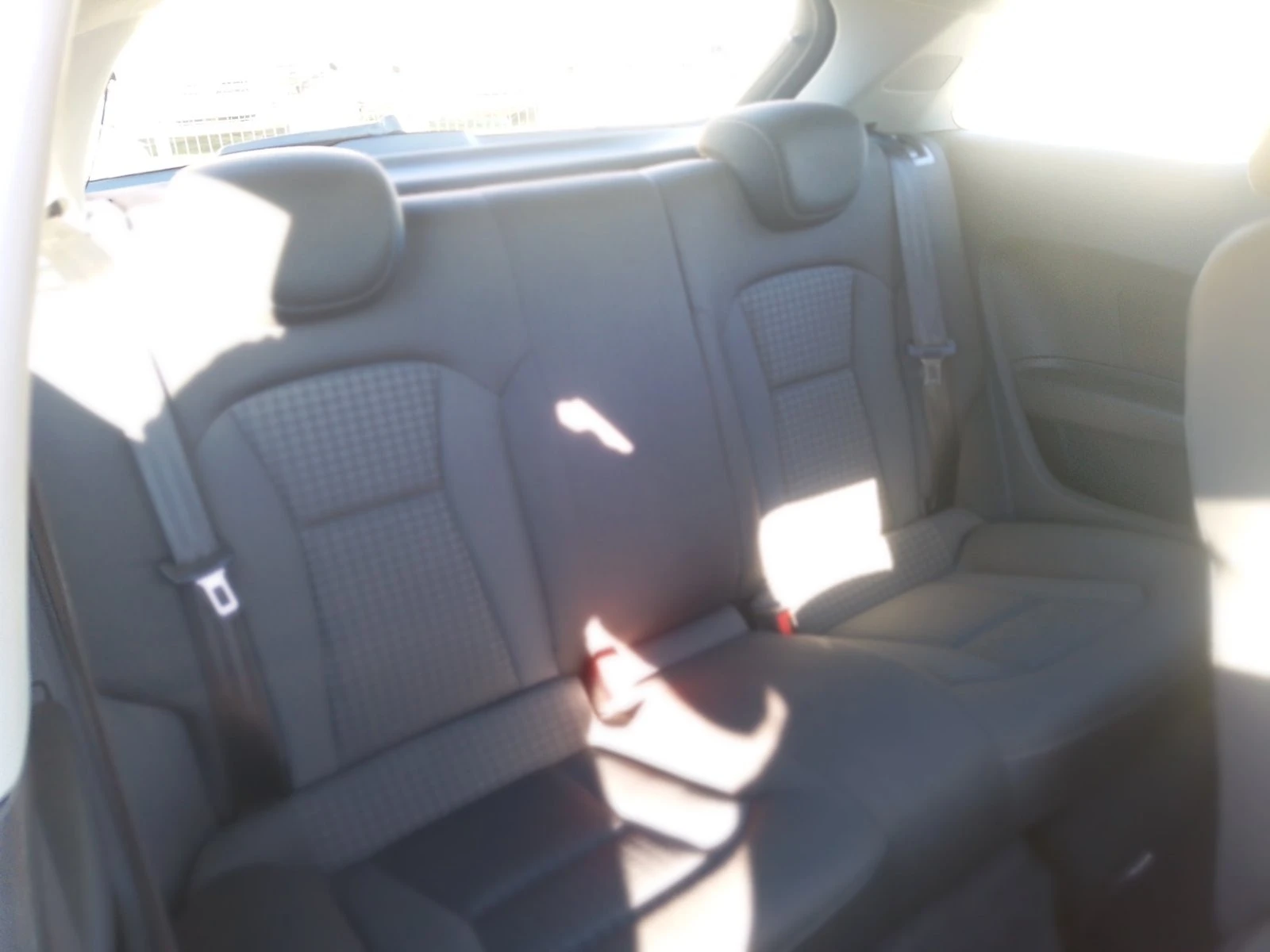 Audi A1 1.6 TDI S-line | Mobile.bg — изображение 11