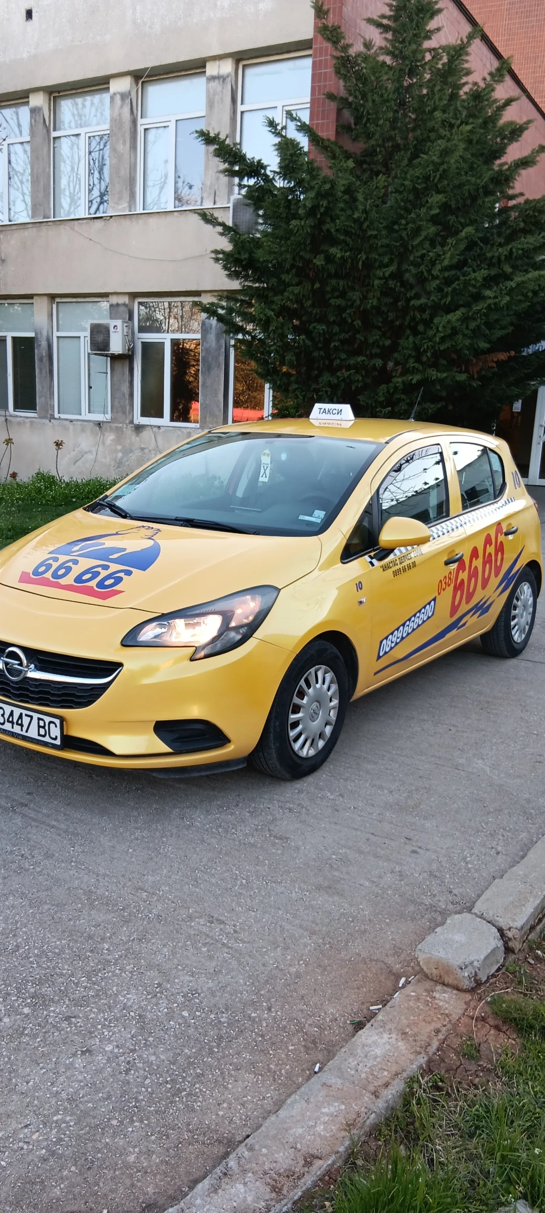 Opel Corsa 1.4i/газ  - изображение 4