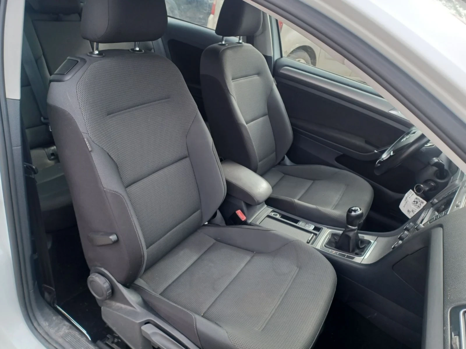 VW Golf 1.6tdi  euro 6 - изображение 6