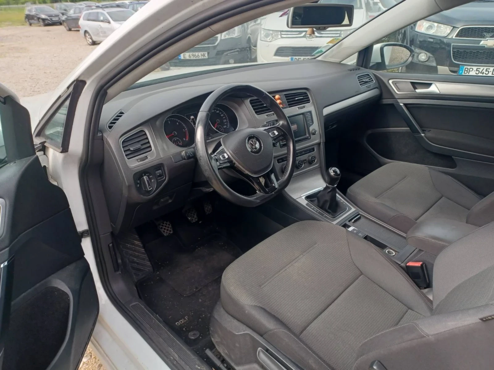 VW Golf 1.6tdi  euro 6 - изображение 10