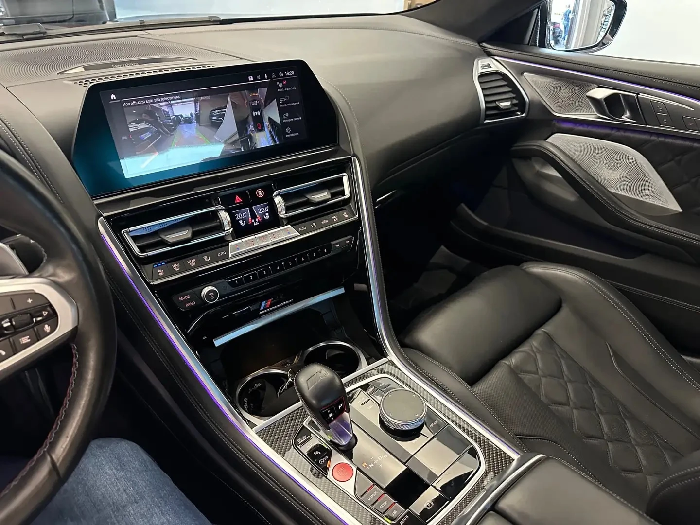 BMW M8 GranCoupe Competition 4.4 V8 xDrive - изображение 8